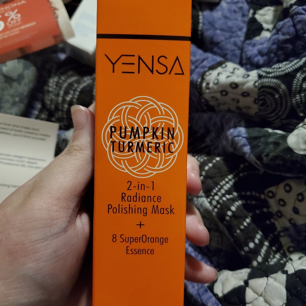 Pumpkin Turmeric 2-in-1 Radiance Polishing Mask